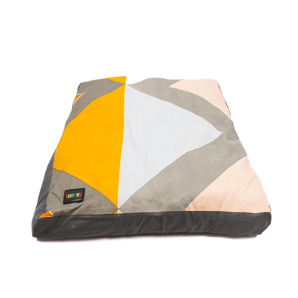 Skatrs Sunshine Snuggle Flat Bed for Dogs & Cats (Yellow) Both-Bedding, Mats & Travel Supplies Skatrs