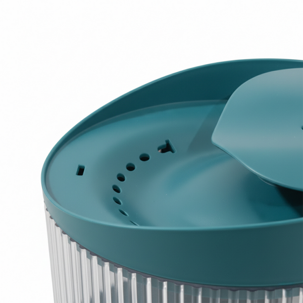 Skatrs Water Fountain for Dogs and Cats (Blue)