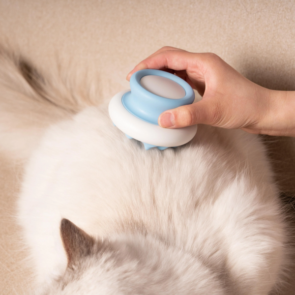 M Pets Soft Massage Comb for Dogs and Cats (White & Light Blue)