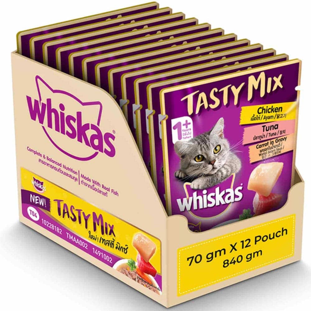 Whiskas Chicken Gravy and Chicken With Tuna And Carrot in Gravy Adult Cat Wet Food Combo