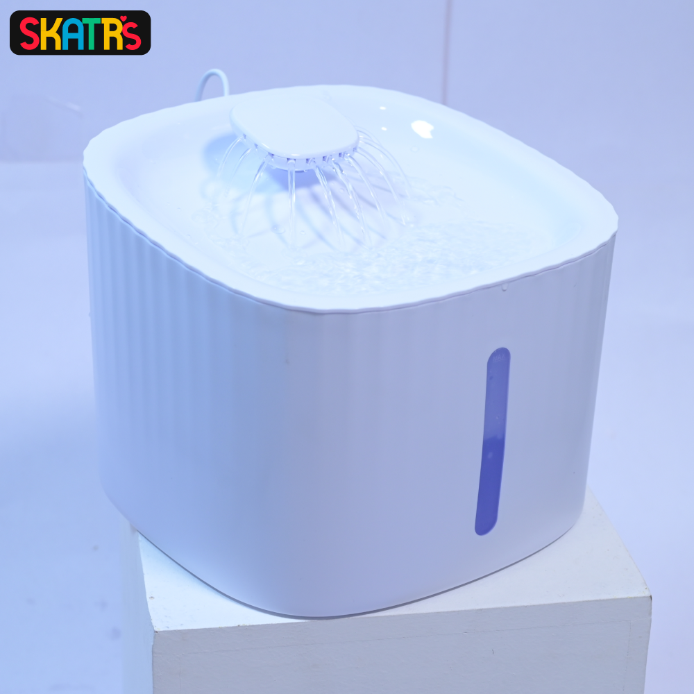 SKATRS Water Fountain with Adapter for Dogs and Cats (White)