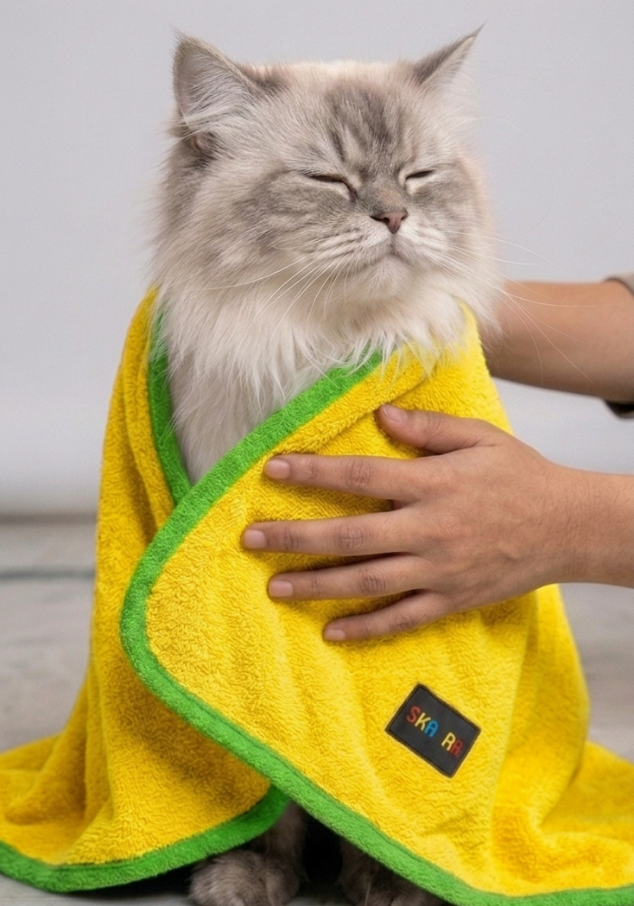 Skatrs Towel for Dogs and Cats (Yellow and Green) Both-Grooming Supplies Skatrs