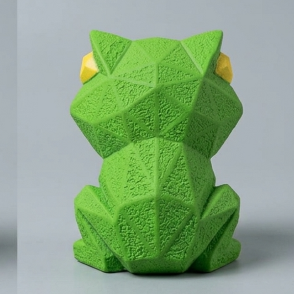 Skatrs Standing Frog Latex Chew Toy for Dogs (Green)