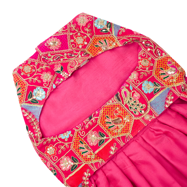 Skatrs Royale Lehenga for cats and dogs (Pink)