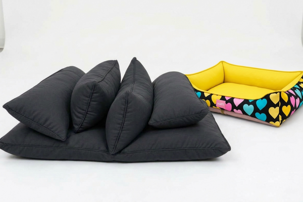 Skatrs Pastel Heart Soft Bolster Bed for Dogs & Cats