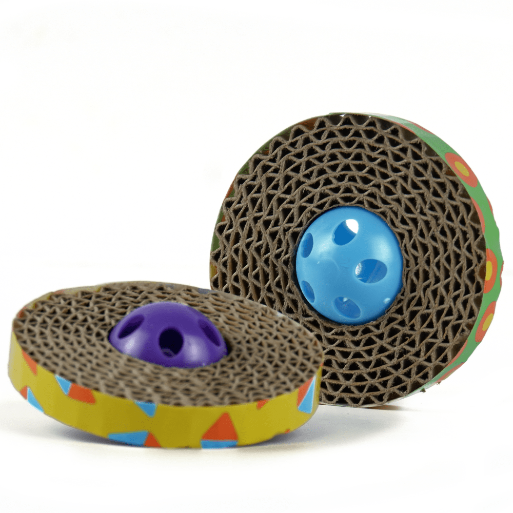 Outward Hound Spin & Scratch toy for Cats